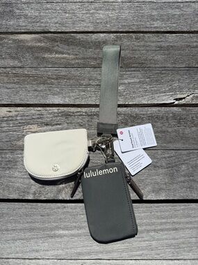 Lululemon Dual Pouch Wristlet‎ Grey Sage/Light Ivory/Gold NWT